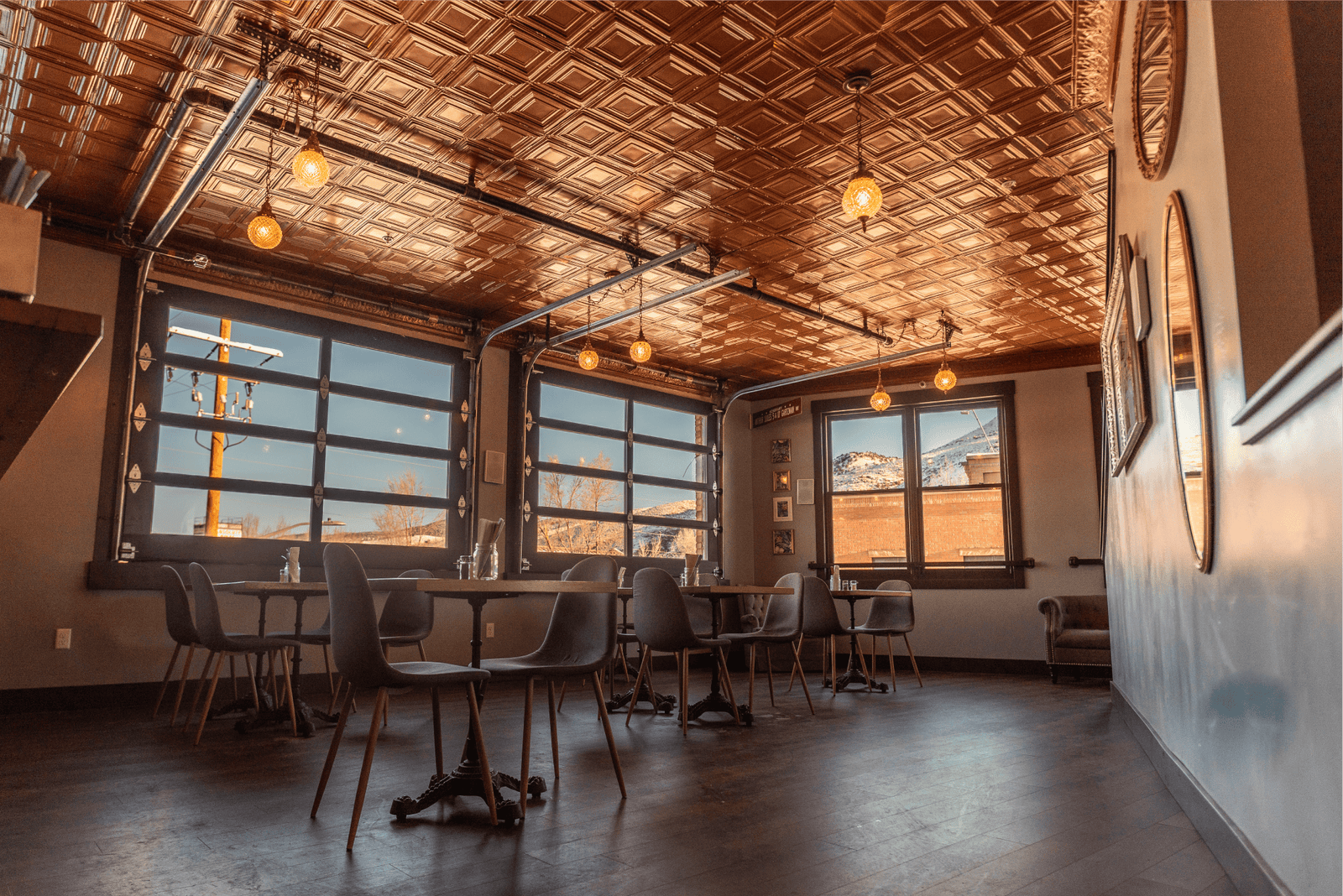 Advantages of Tin Ceiling Tiles Over Styrofoam Tiles for Commercial Spaces - Metal Ceiling Express